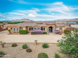 810 W HIDDEN VALLEY Drive, Phoenix, AZ 85086