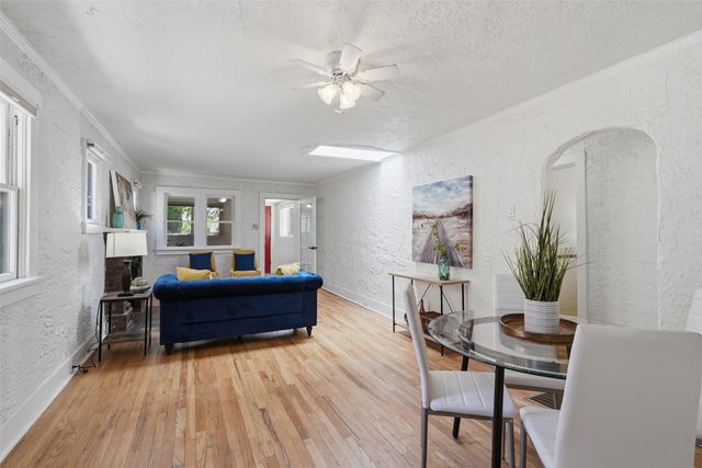 217 Amherst Drive NE, Albuquerque, NM 87106