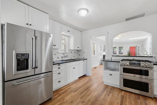 217 Amherst Drive NE, Albuquerque, NM 87106