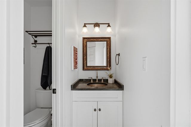 217 Amherst Drive NE, Albuquerque, NM 87106