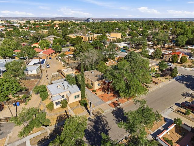 217 Amherst Drive NE, Albuquerque, NM 87106