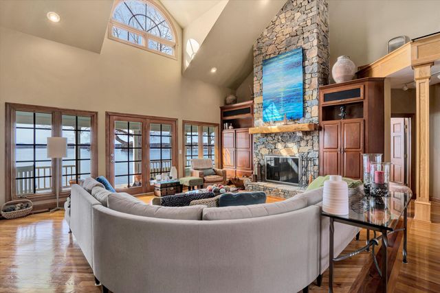 41 Windy Hill CIR, Union Hall, VA 24176