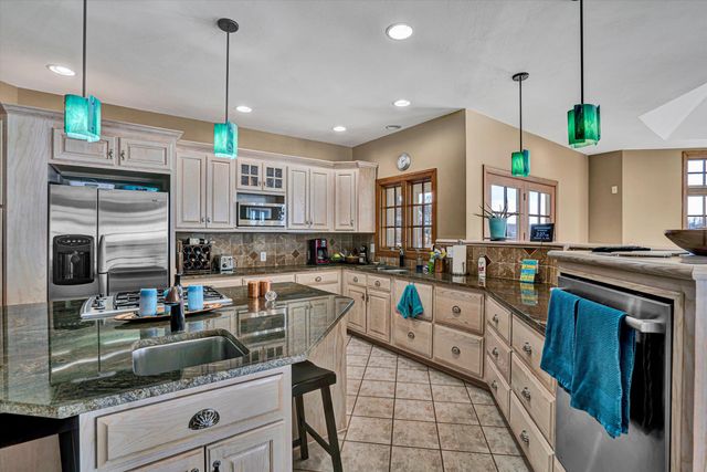 41 Windy Hill CIR, Union Hall, VA 24176