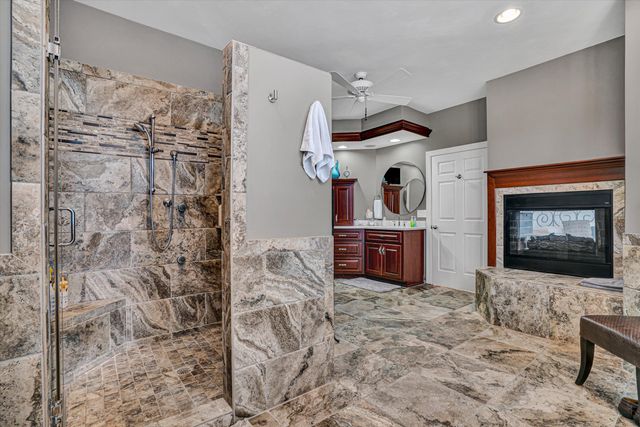 41 Windy Hill CIR, Union Hall, VA 24176