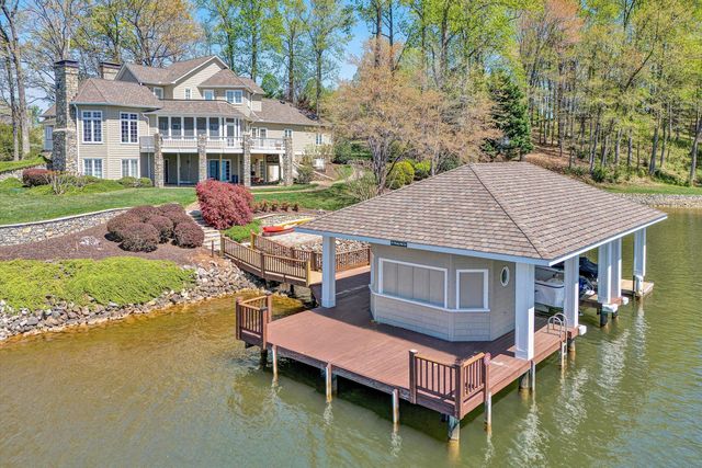 41 Windy Hill CIR, Union Hall, VA 24176