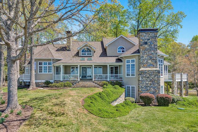 41 Windy Hill CIR, Union Hall, VA 24176