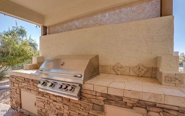 6121 E MILTON Drive, Cave Creek, AZ 85331