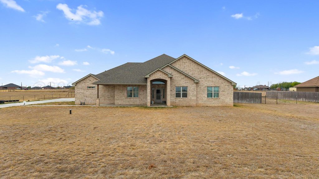 151 N FM 2381, Bushland, TX 79124