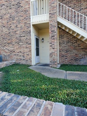 3100 Devonshire Drive 112, Plano, TX 75075