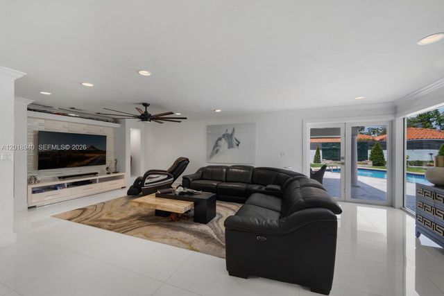 3080 SW 111th Ave, Miami, FL 33165