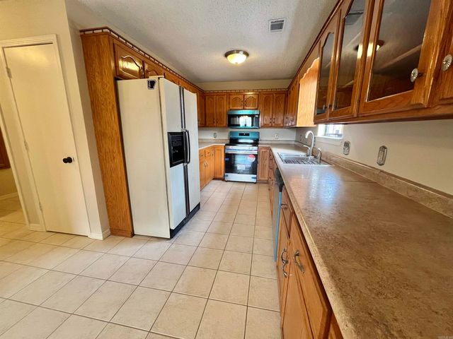 83 Linder Road, Greenbrier, AR 72058