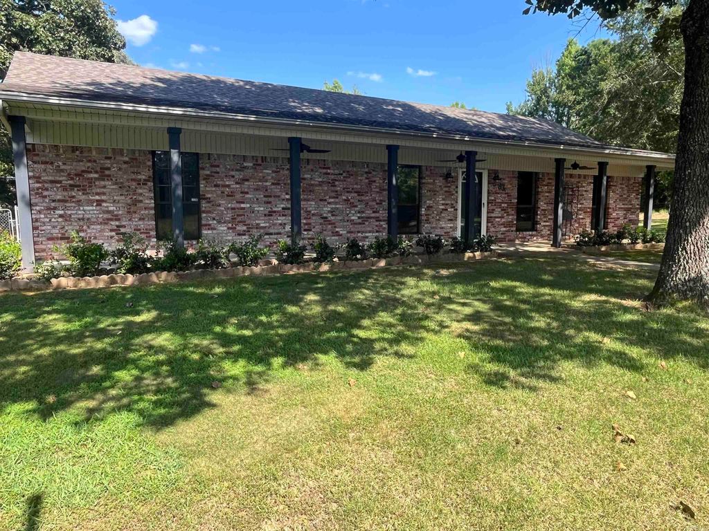 83 Linder Road, Greenbrier, AR 72058