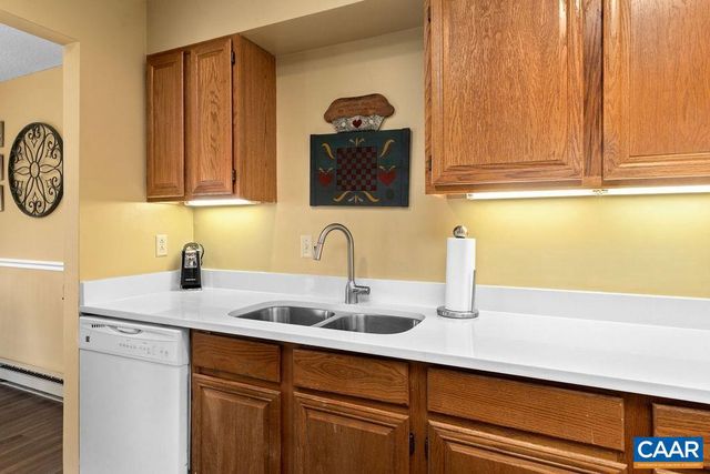 2049 STONE RIDGE CONDOS, Wintergreen Resort, VA 22958