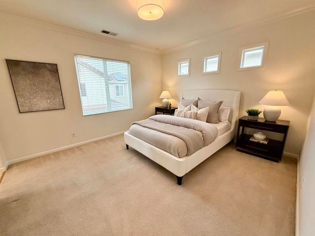 2712 Chocolate St, Pleasanton, CA 94588