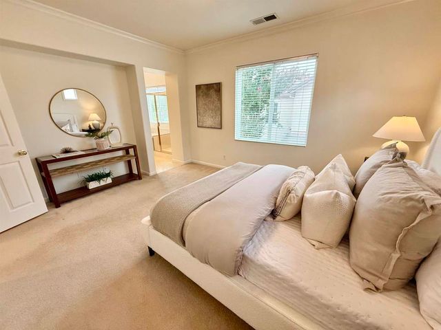 2712 Chocolate St, Pleasanton, CA 94588