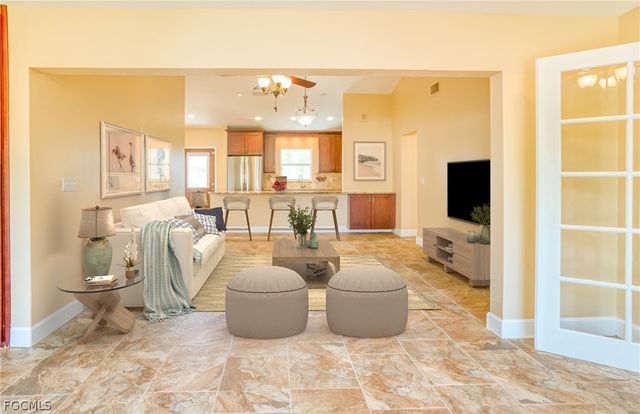 1813 Long Point LN, Sanibel, FL 33957