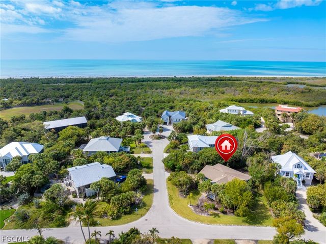 1813 Long Point LN, Sanibel, FL 33957