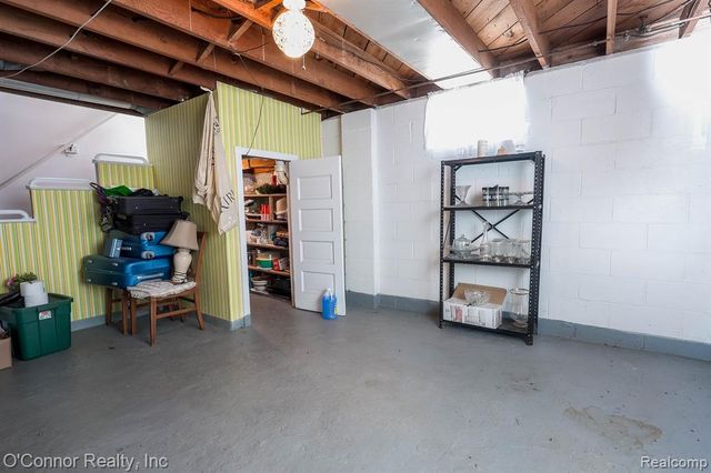 1112 17th Street, Marysville, MI 48040