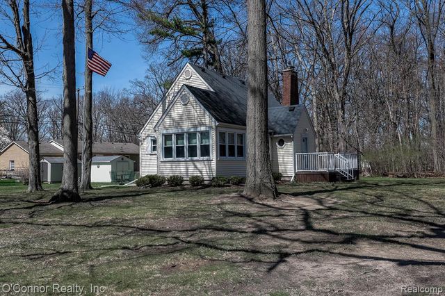 1112 17th Street, Marysville, MI 48040