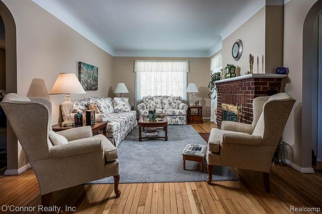 1112 17th Street, Marysville, MI 48040