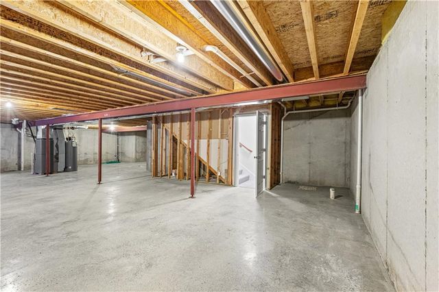 5021 NW Flintridge Road, Riverside, MO 64150