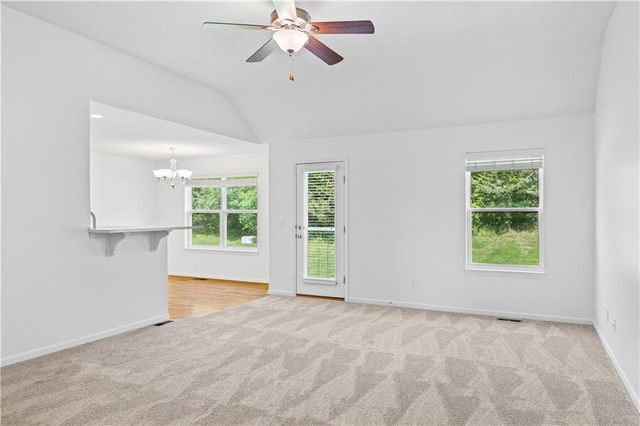 5021 NW Flintridge Road, Riverside, MO 64150