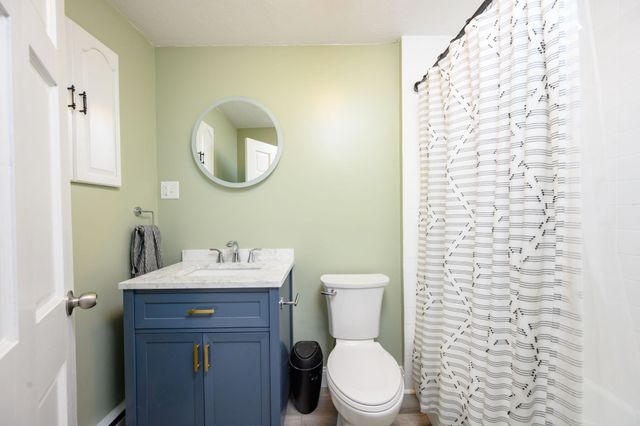 37 Fountain Ln 14, Weymouth, MA 02190