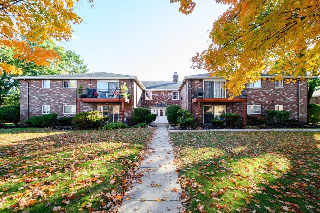 37 Fountain Ln 14, Weymouth, MA 02190
