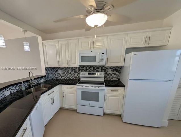 1750 NE 191st Street 6223, Miami, FL 33179