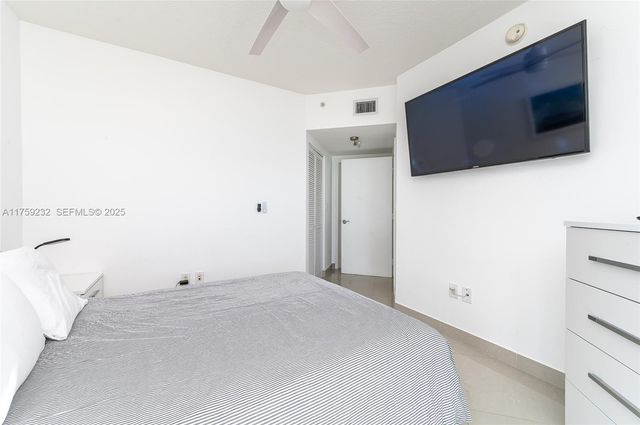 16699 Collins Avenue 1809, Sunny Isles Beach, FL 33160