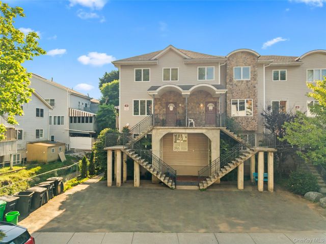 19 Phyllis Terrace 211, Monsey, NY 10952