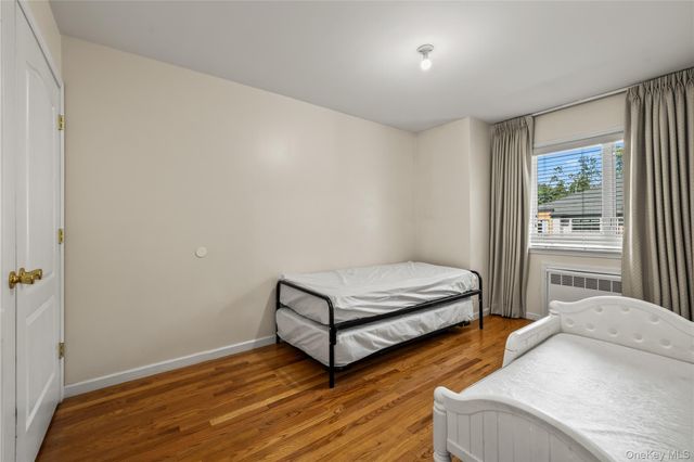 19 Phyllis Terrace 211, Monsey, NY 10952