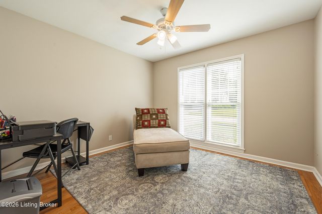 7016 Chippenham Rd, Louisville, KY 40222