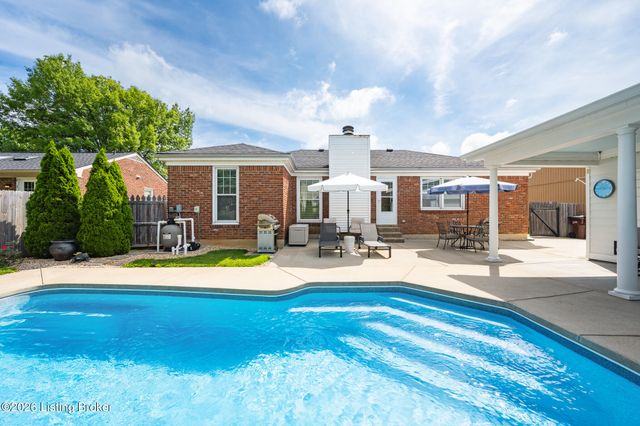 7016 Chippenham Rd, Louisville, KY 40222