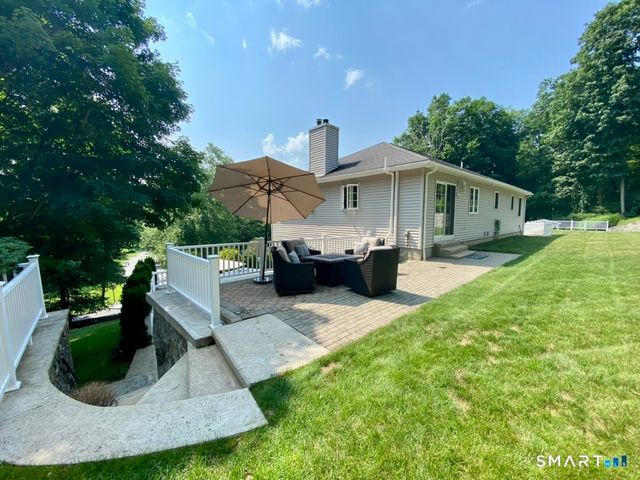 327 Jones Road, Naugatuck, CT 06770