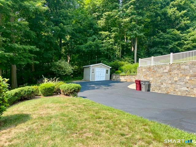 327 Jones Road, Naugatuck, CT 06770