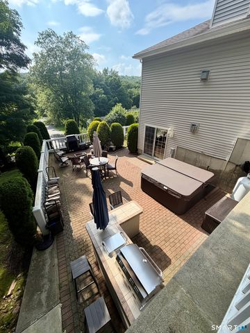 327 Jones Road, Naugatuck, CT 06770