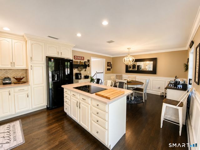 327 Jones Road, Naugatuck, CT 06770