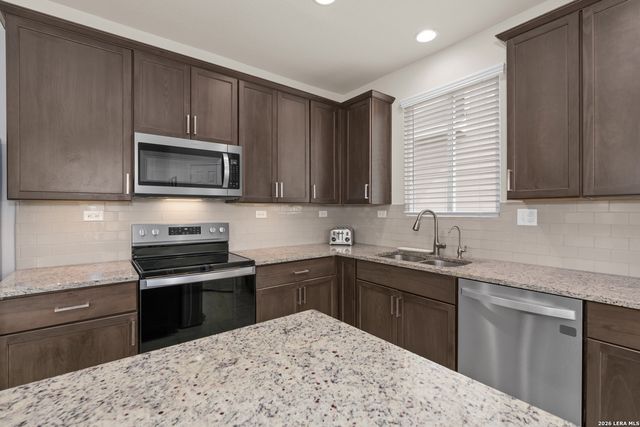 338 Floating Feather, San Antonio, TX 78260