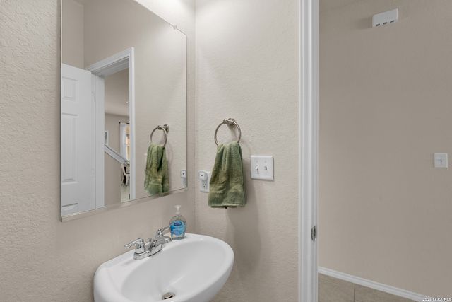 338 Floating Feather, San Antonio, TX 78260