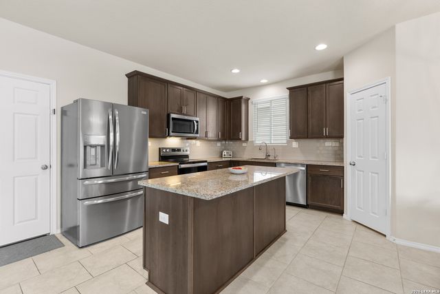 338 Floating Feather, San Antonio, TX 78260