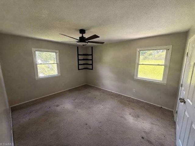 8 Woodcreek Court, Greensboro, NC 27406