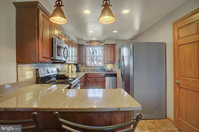 620 LONGS GAP ROAD, Carlisle, PA 17013