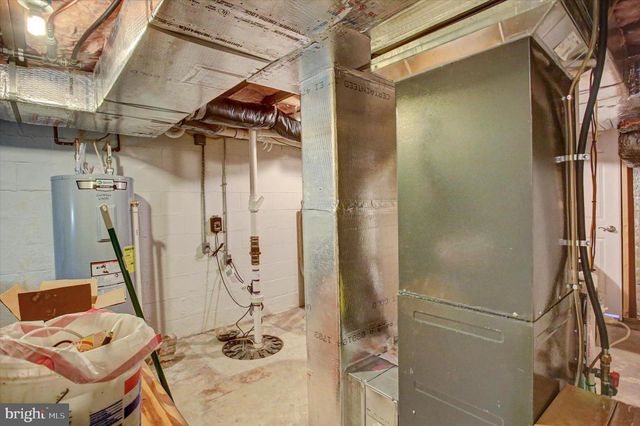 620 LONGS GAP ROAD, Carlisle, PA 17013