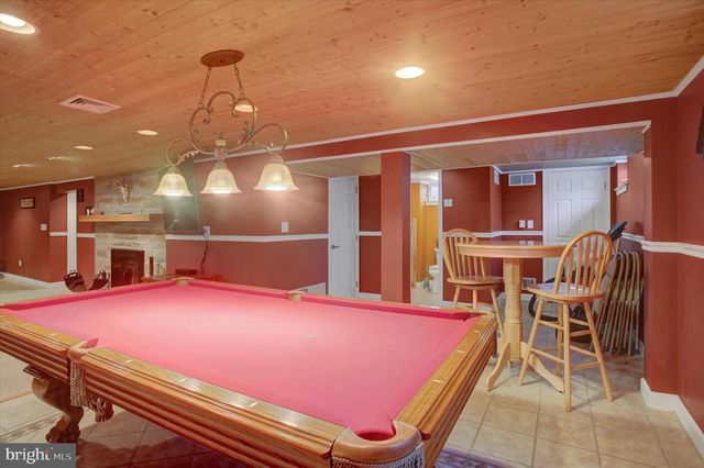 620 LONGS GAP ROAD, Carlisle, PA 17013