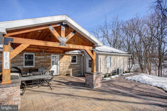 620 LONGS GAP ROAD, Carlisle, PA 17013