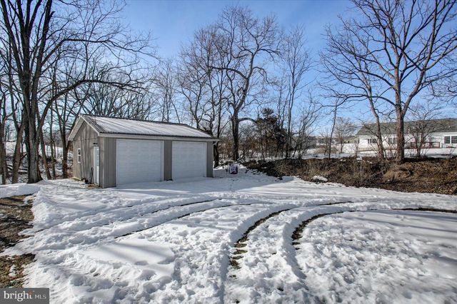 620 LONGS GAP ROAD, Carlisle, PA 17013