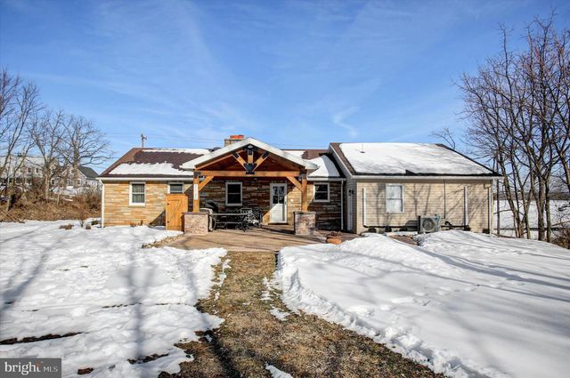 620 LONGS GAP ROAD, Carlisle, PA 17013