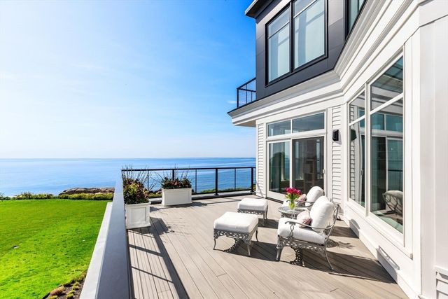 35 Littles Point Road S-201, Swampscott, MA 01907