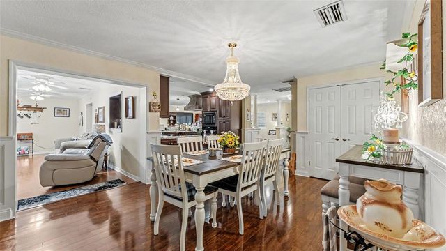 121 SHADOW LANE, Lakeland, FL 33813
